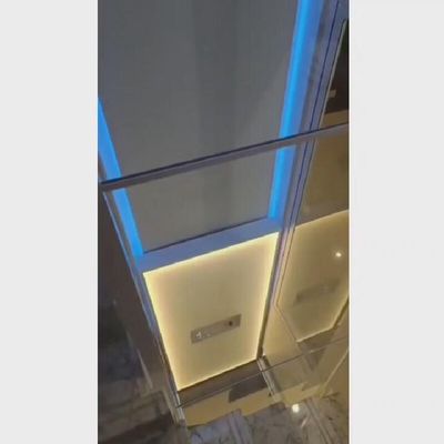 آسانسور بالا با کنترل از راه دور